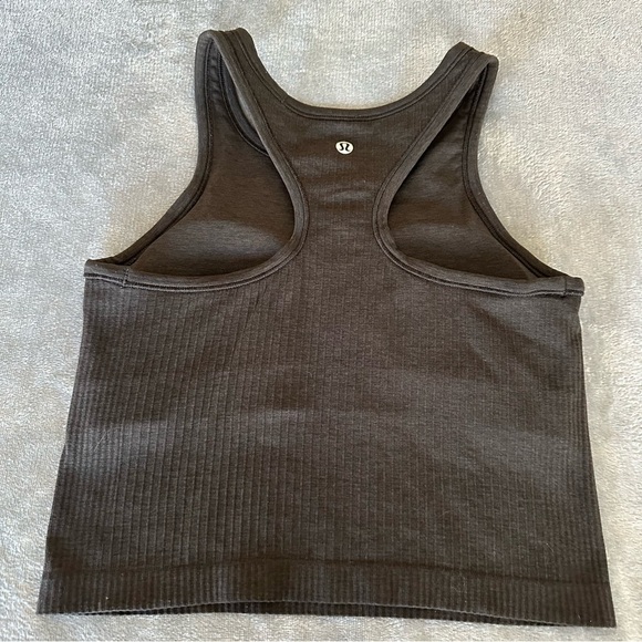 Lululemon Ebb to Street Ribbed Cropped Racerback Tank Top Charcoal Grey Size 6 - Picture 10 of 13